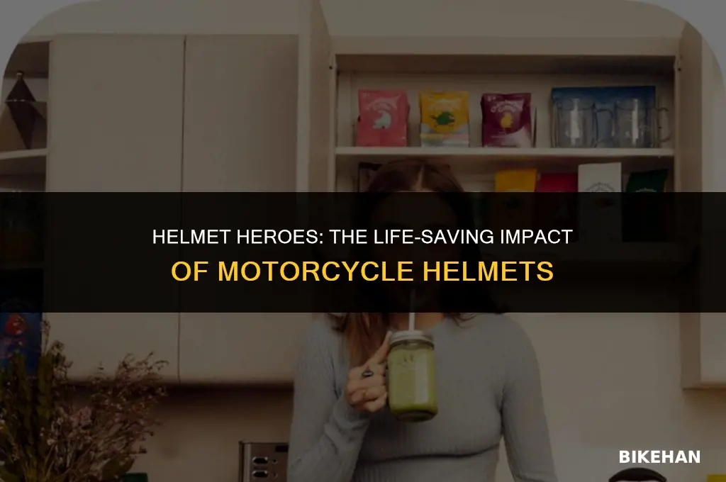 do motorcycle helmets save lives