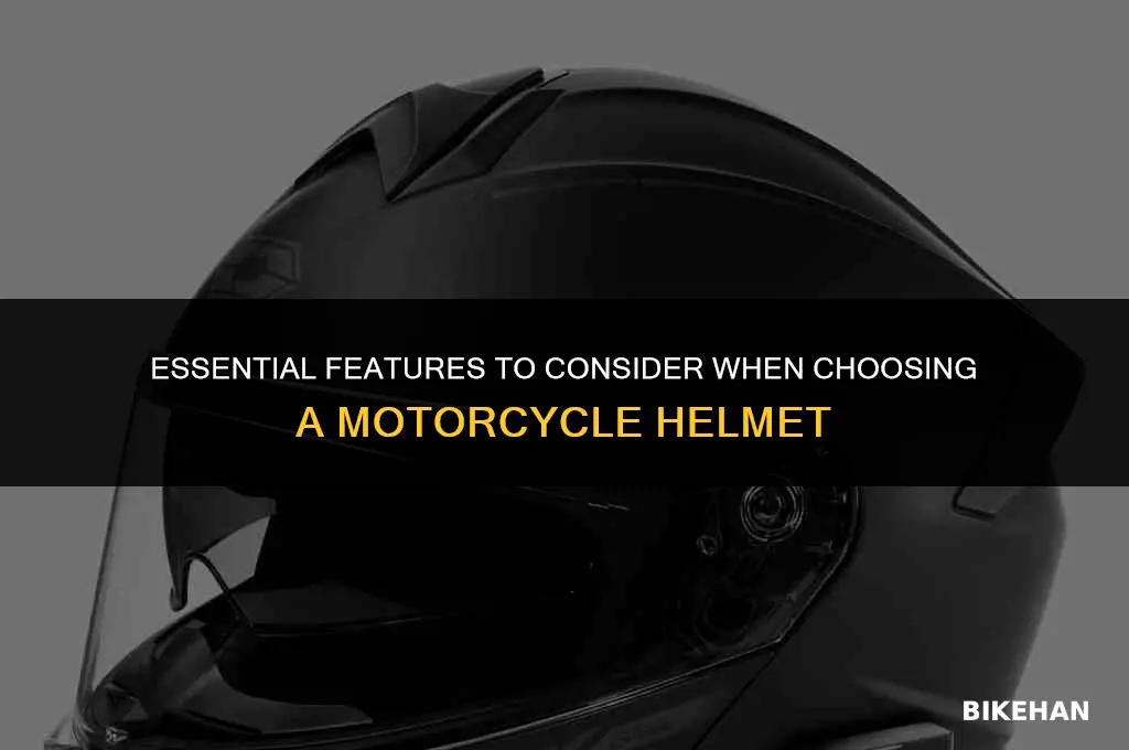 what to look for in a motorcycle helmet
